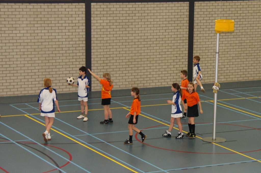 Korfbal E2  13 maart 2010-16.JPG